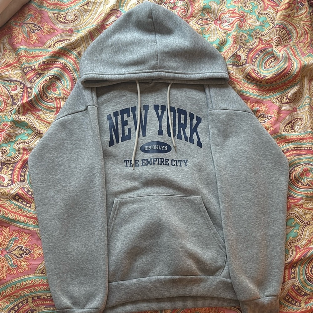 Barely wore SHEIN hoodie, good quality